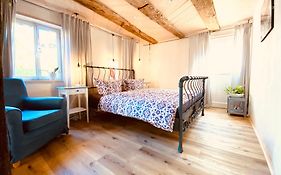 Ganze Wohnung - Erdgeschoss - Sehr Ruhig - Hundefreundlich - Regendusche - Bodenheizung - Kueche - Easy Check-In Mit Schluesselbox